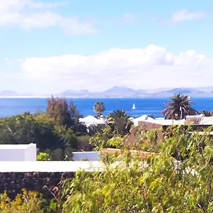  Apartment Ocean View